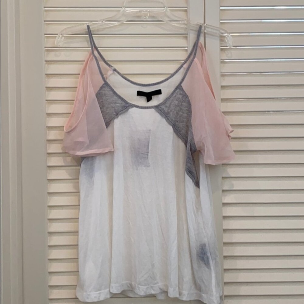 Cold shoulder top NWT